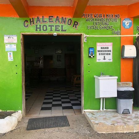 Chaleanor Hotel Dangriga Exterior foto