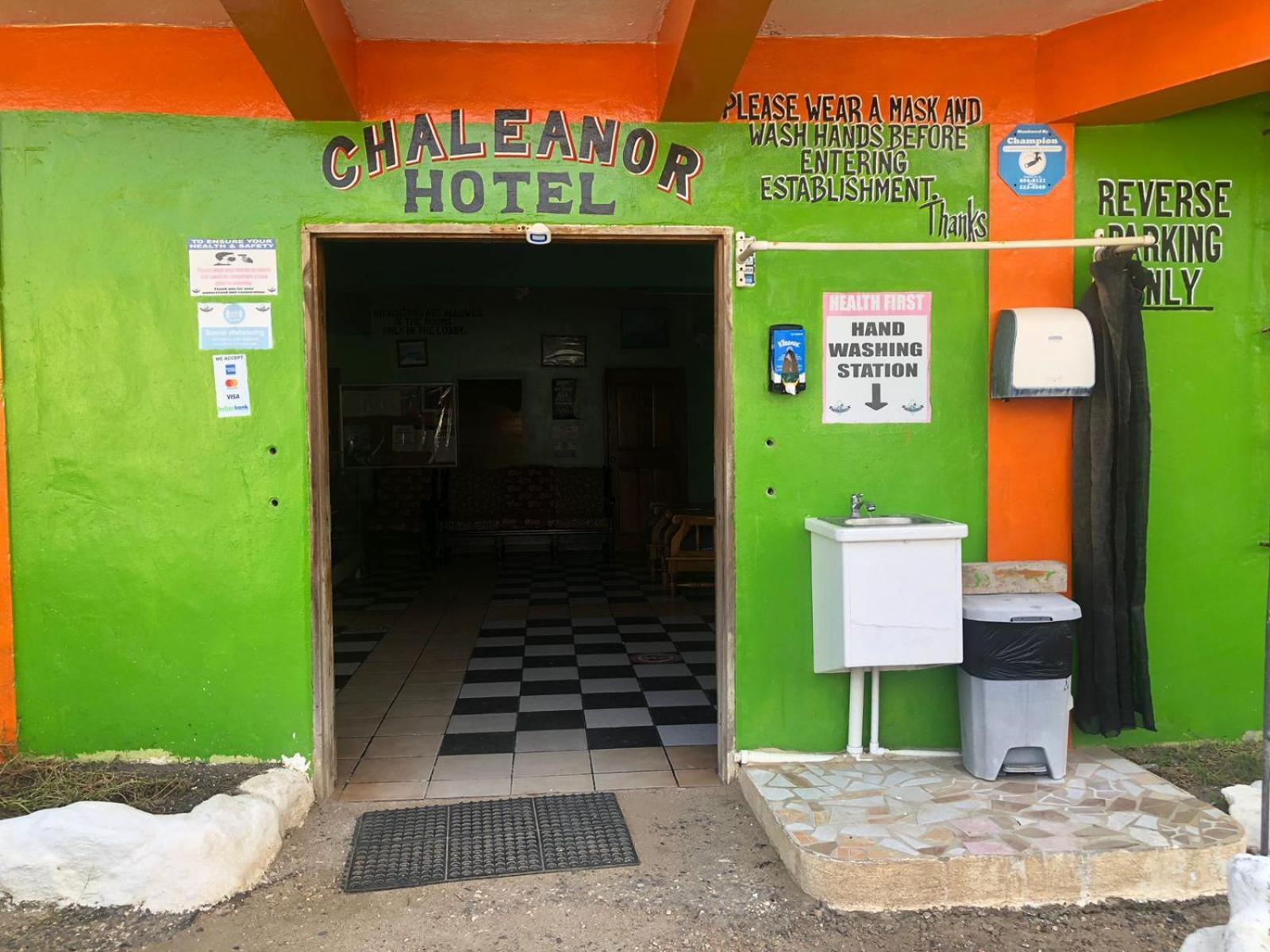 Chaleanor Hotel Dangriga Exterior foto